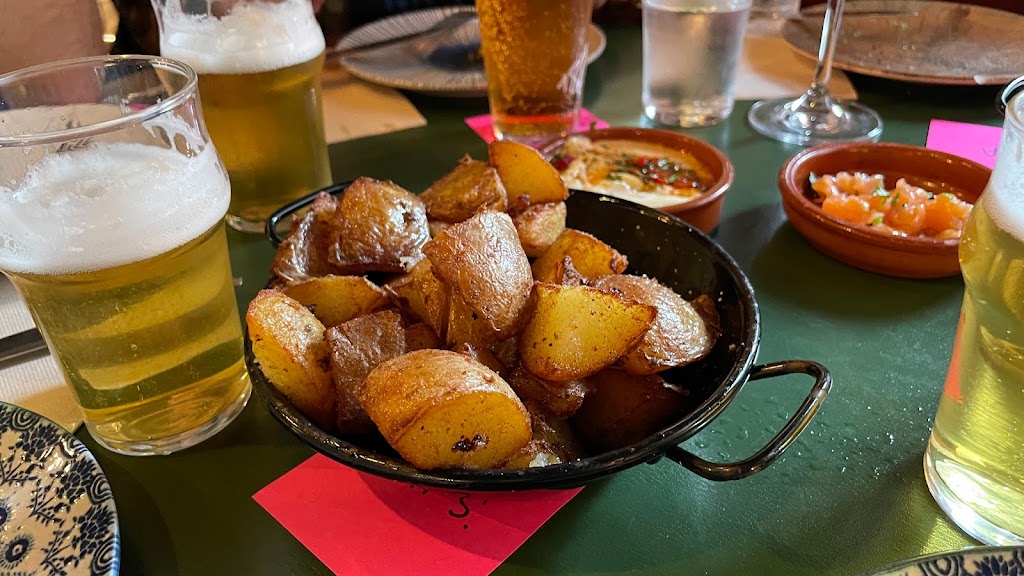 La Senalla — Comida y bebida
