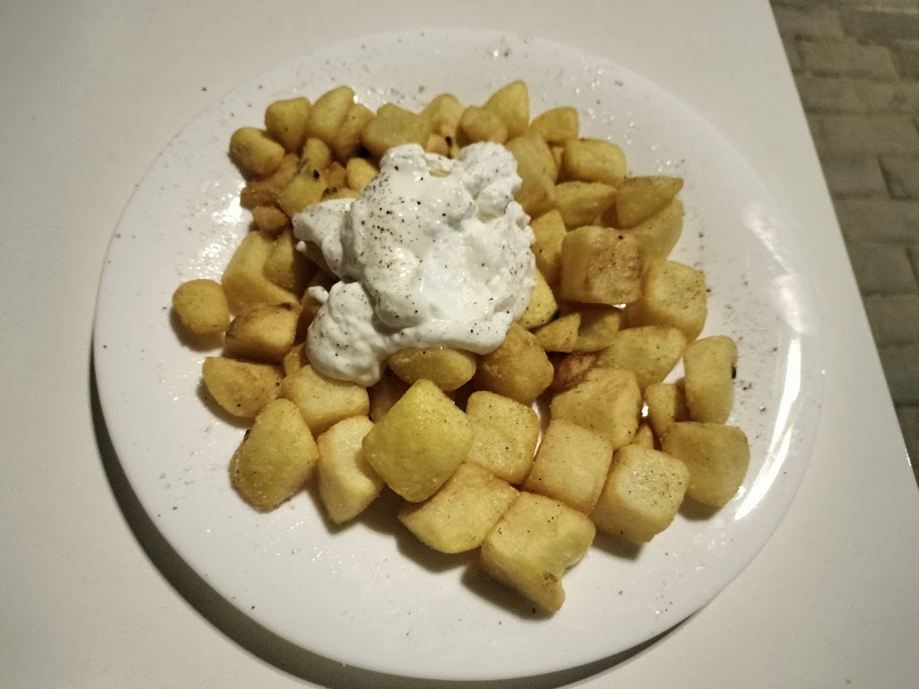Now Bar — Comida y bebida