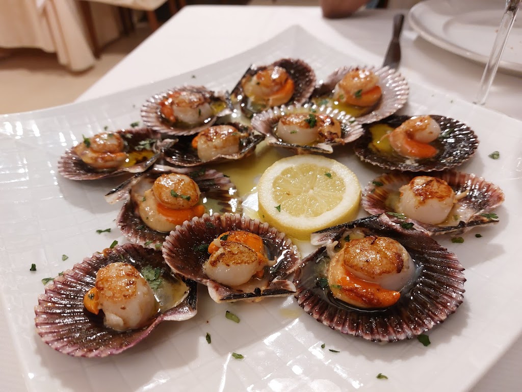 Restaurante Chalcha — Comida y bebida