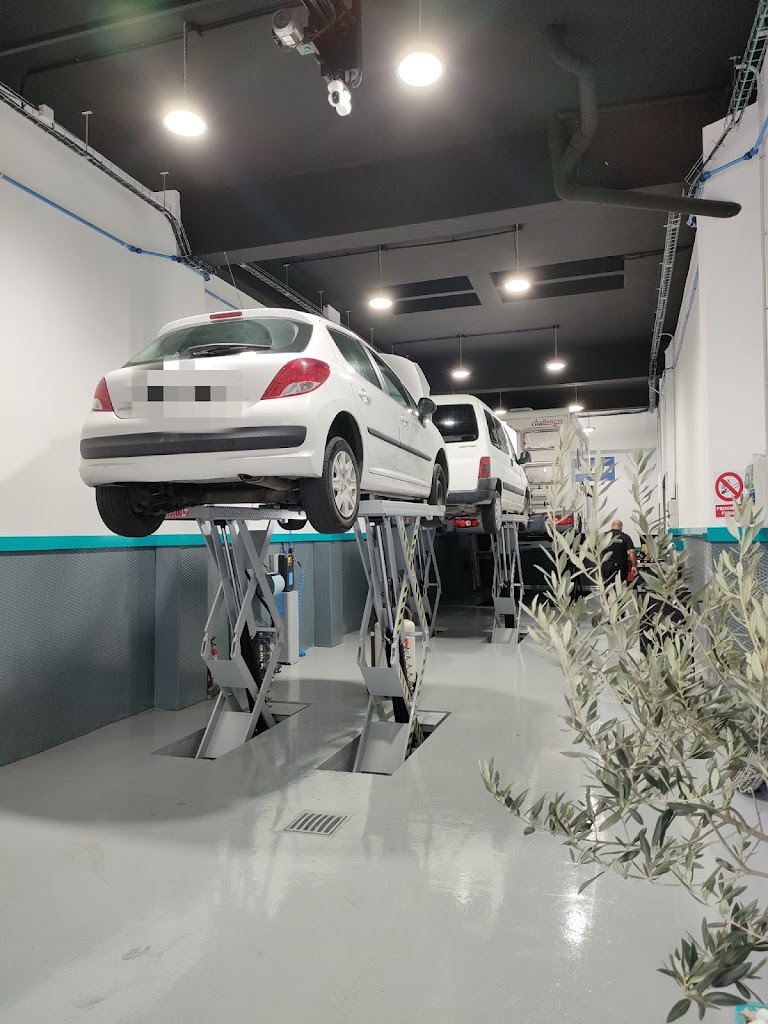 TALLER MECANICO DALIAUTO Y COMPRA /VENTA DE VEHICULOS DE OCASION — Del propietario