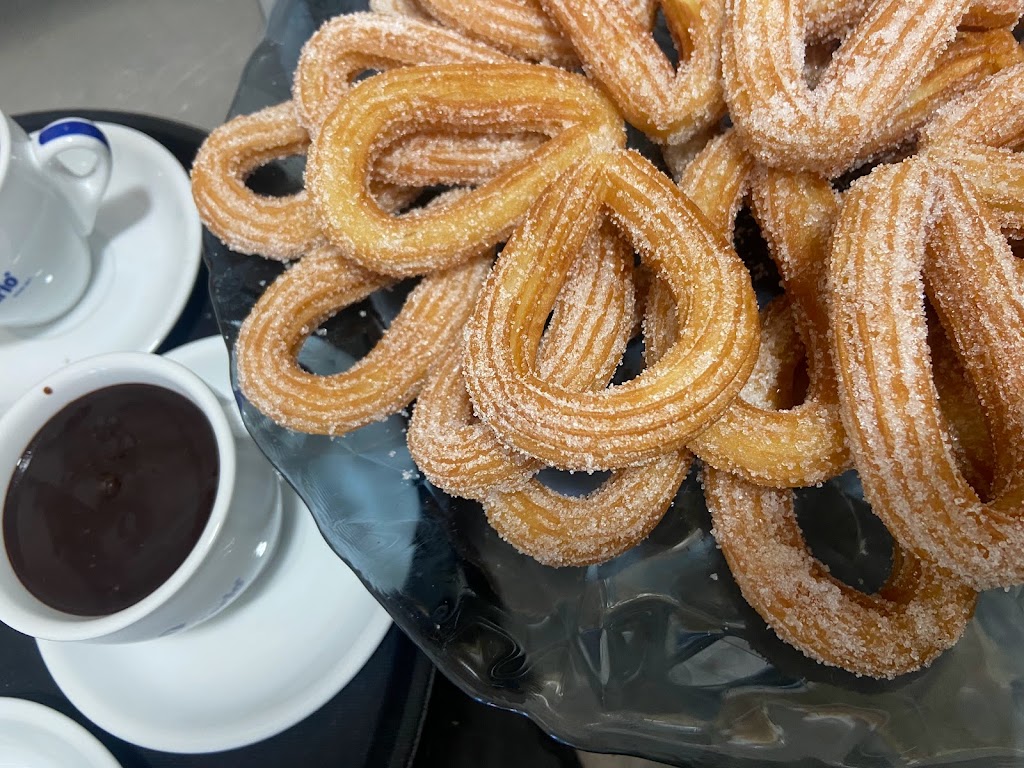 Tapa y pica — Comida y bebida