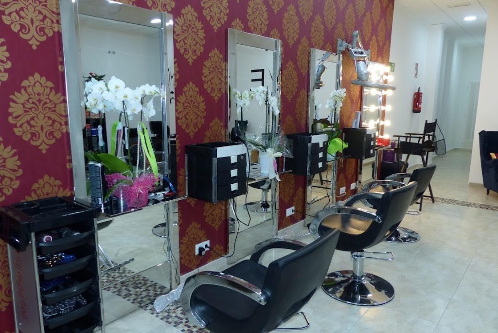 RBN LONE Hair Studio — Interior