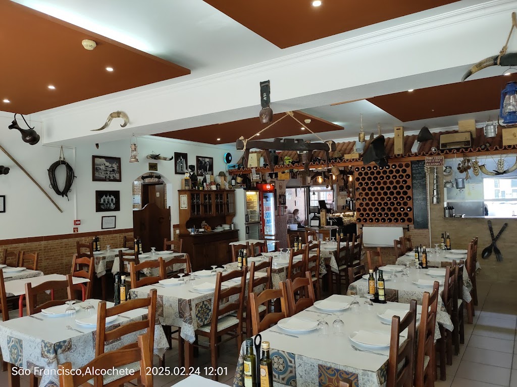 Taberna dos Cabroes — Ambiente