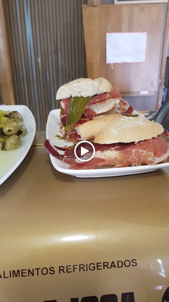 Cafe Bar Ruvy — Videos