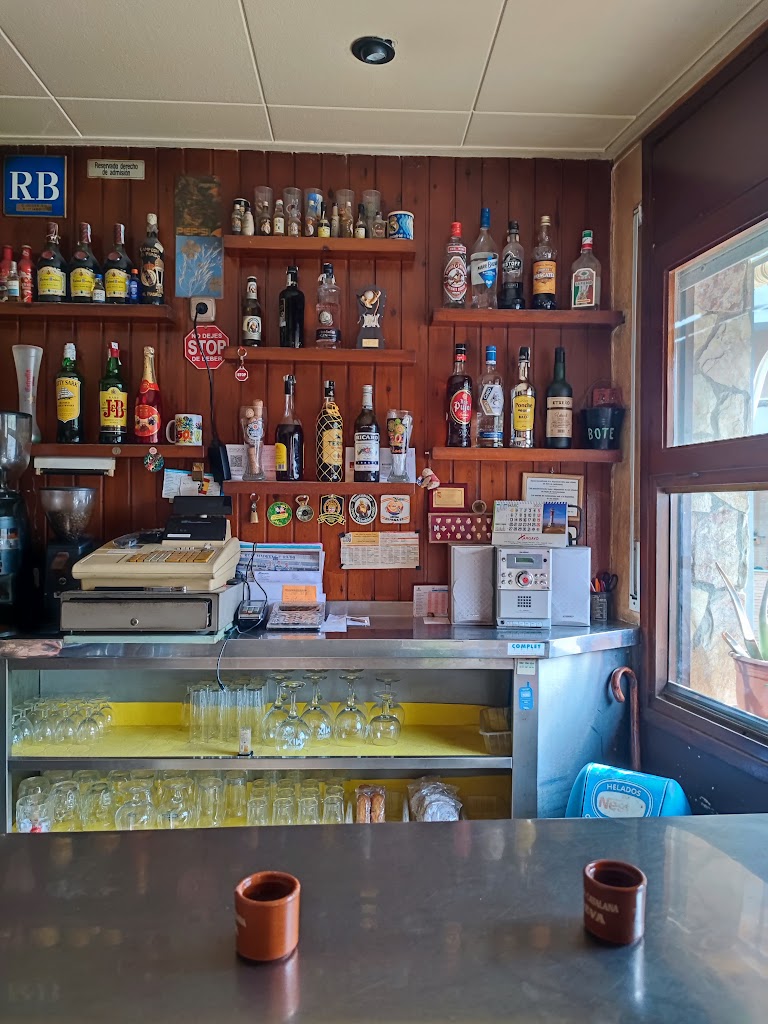 Bar Restaurant Stop — Ambiente
