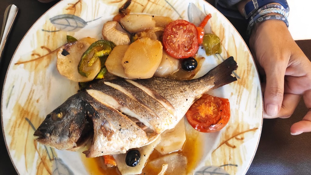 Restaurante la Vinya — Comida y bebida