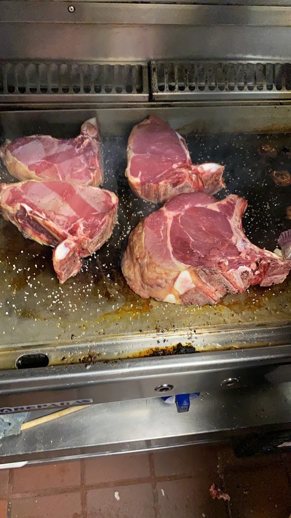 Pulperia O Piorno — Comida y bebida