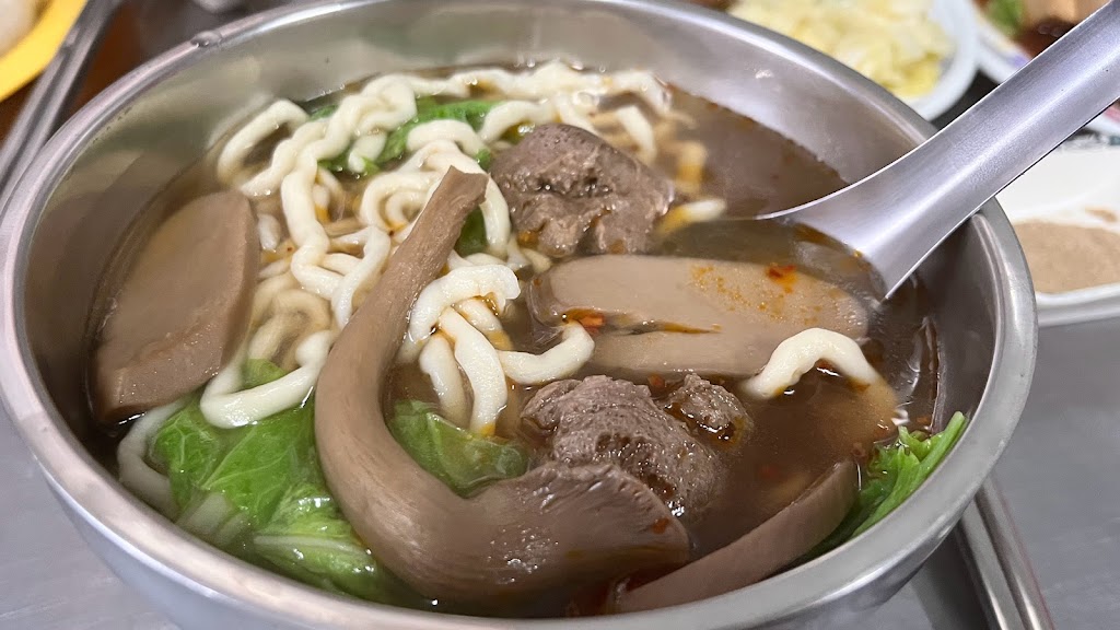 素食麵.飯.臭豆腐 的照片