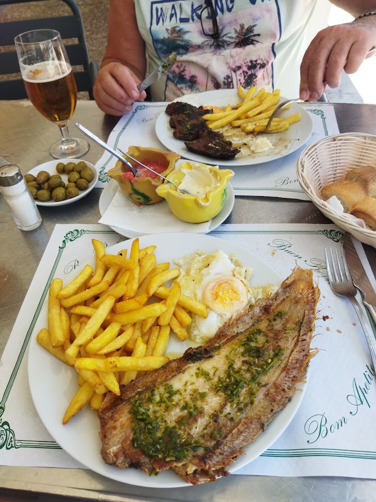 Bar la Carrasca — Comida y bebida