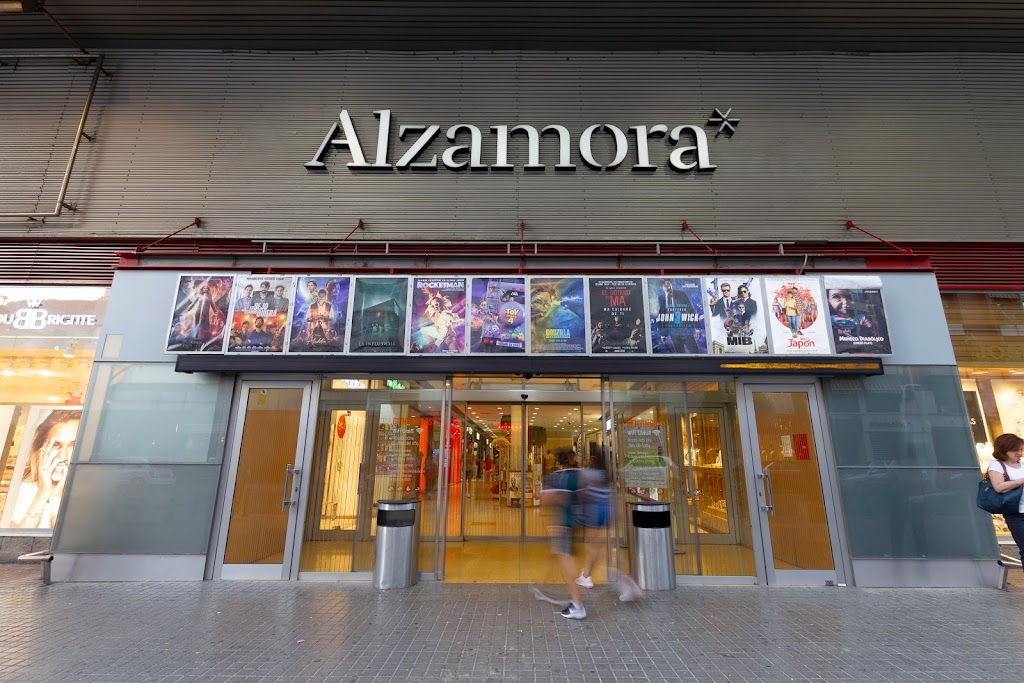 Centro Comercial Alzamora — Del propietario
