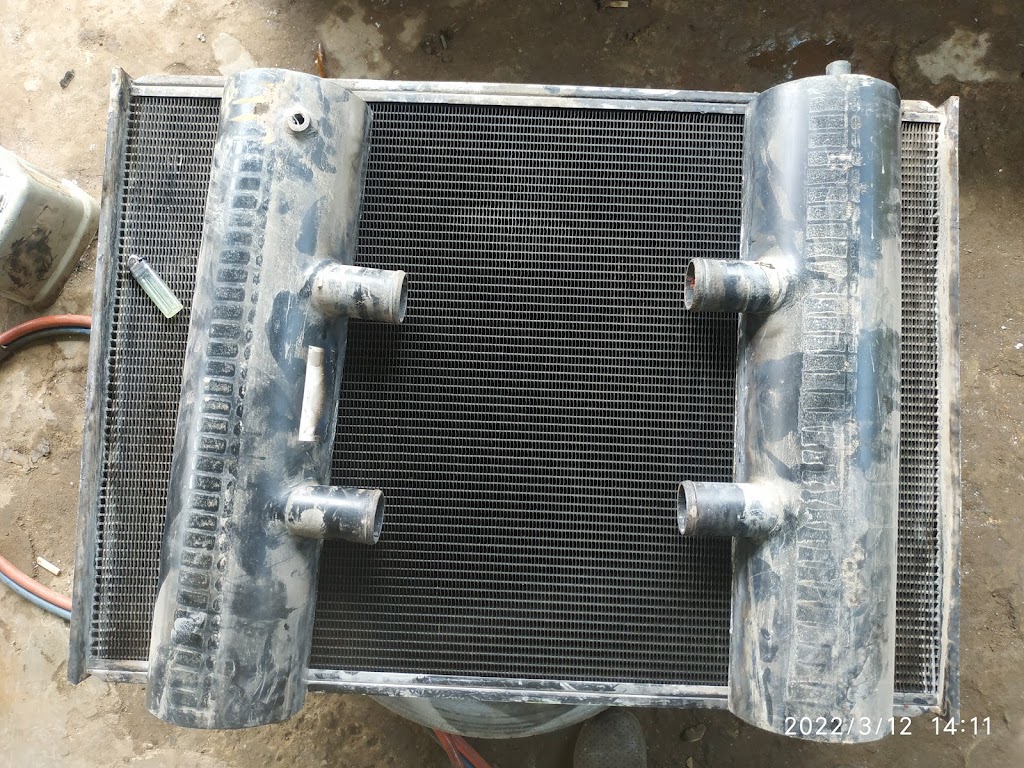 Radiator "Sangan teknik" (Service,modifikasi,jual beli)