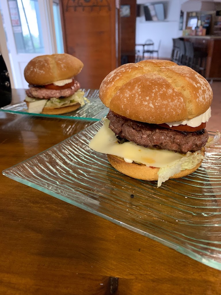 Ca dana — Comida y bebida