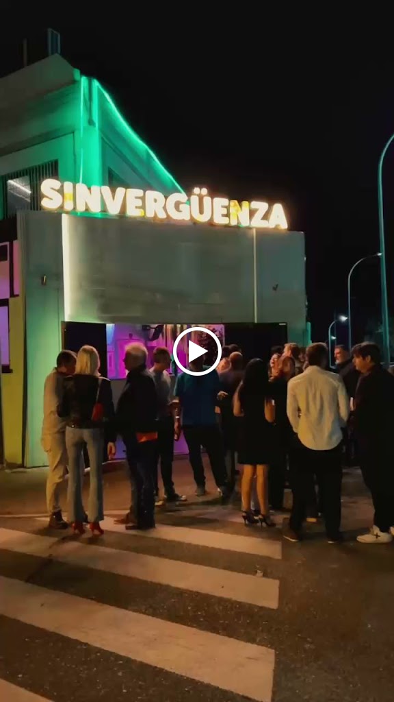 Sinverguenza — Ambiente