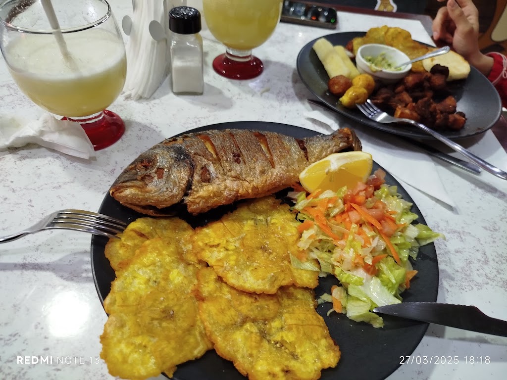 Tazzmania Restaurante Bar Latino Colombiano — Mas recientes