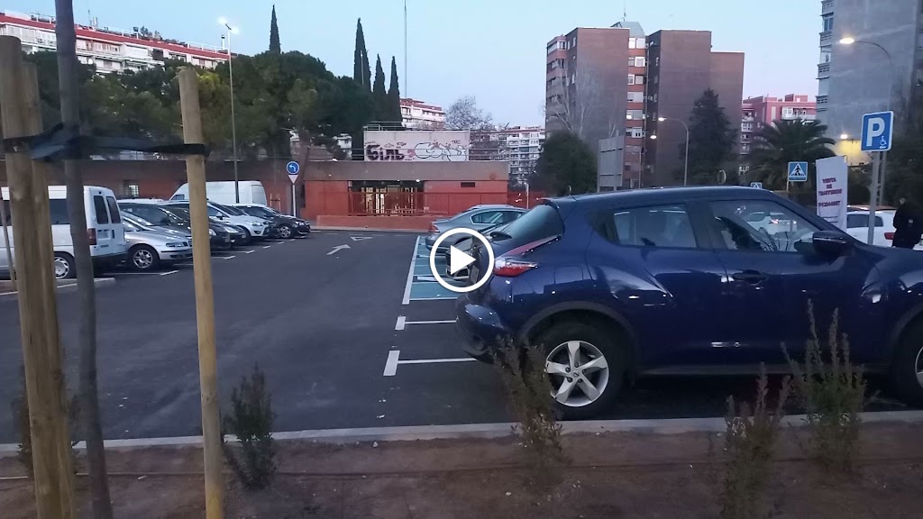 Aparcamiento disuasorio Parque Lisboa — Videos