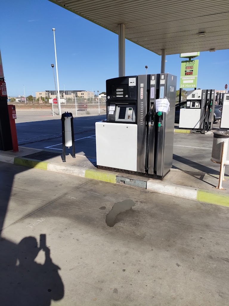 GASOLINERA LAFUENTE - E.S PUCOL — Surtidor de combustible