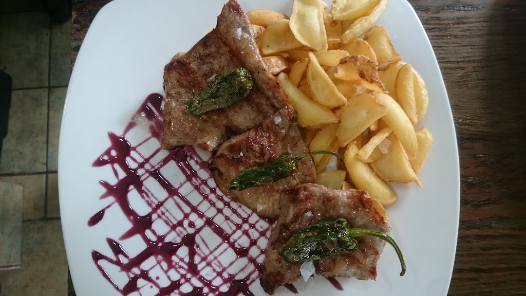Restaurante bar los tito's — Churrasco