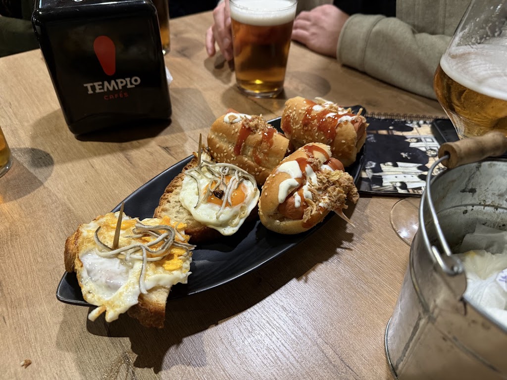 The Garrison — Comida y bebida