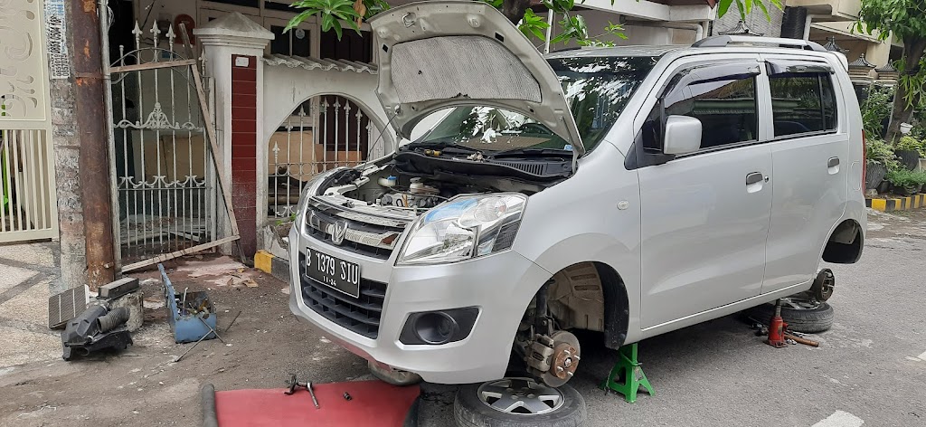 Bengkel Mobil SE Autoservice