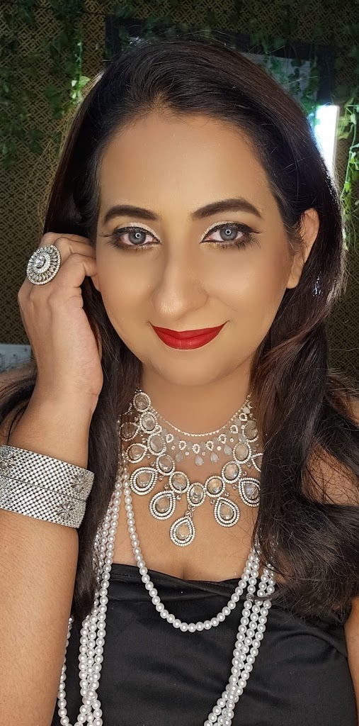 Aksa S Makeover Beauty Academy