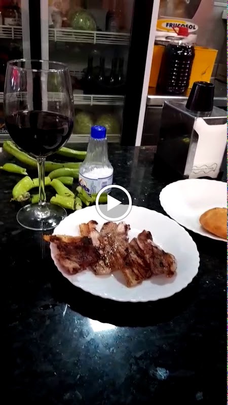 Cafe Bar Los 10 Hermanos IV — Videos