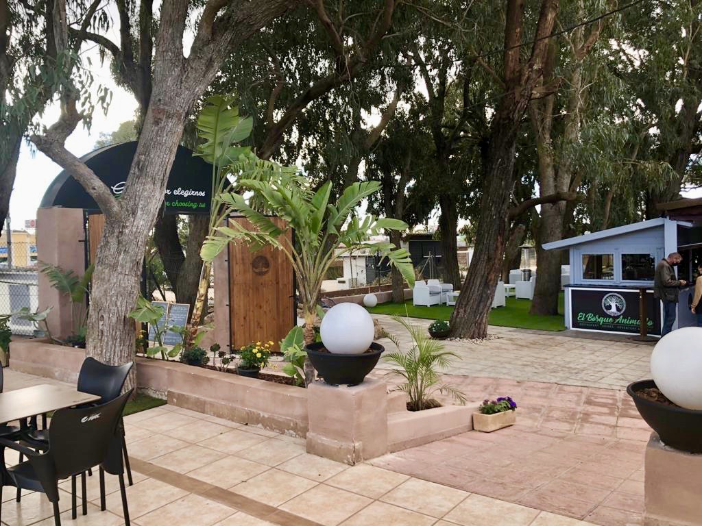Restaurante El Bosque Animado Guardamar — Ambiente