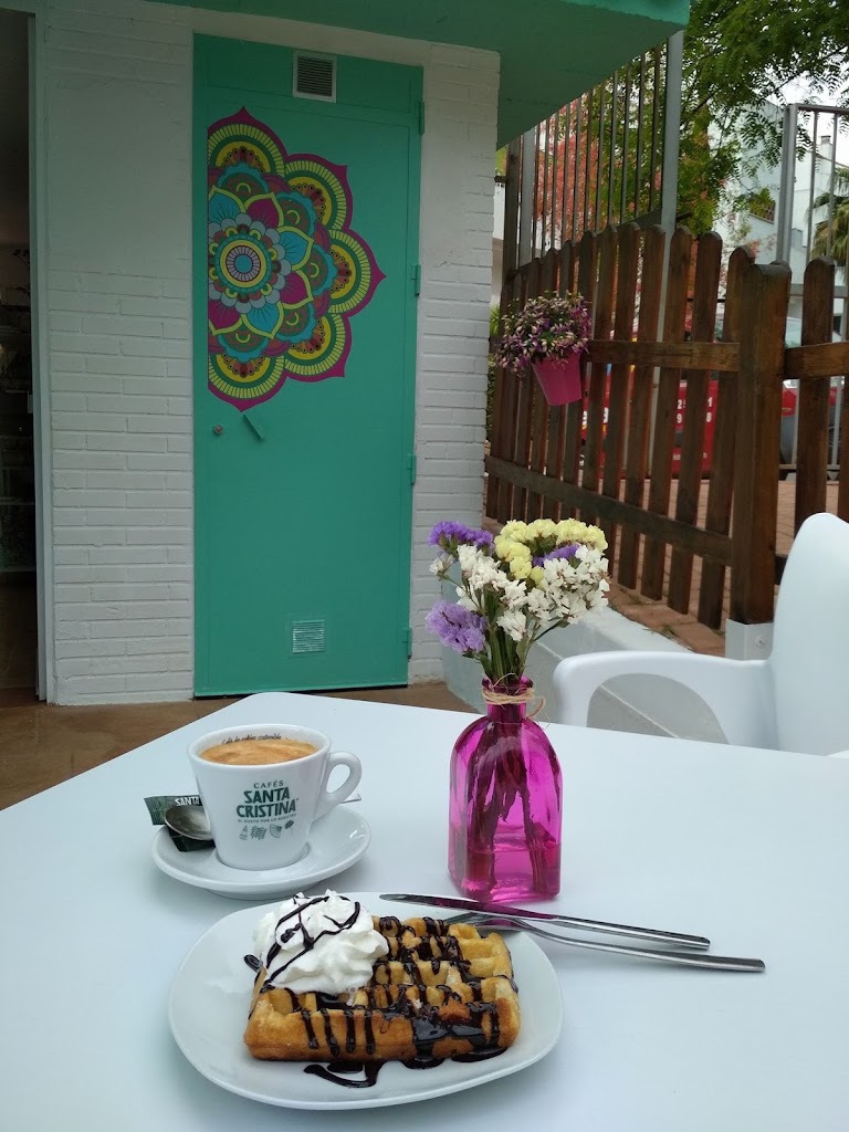 Kiosco & Bar Chiringo — Comida y bebida