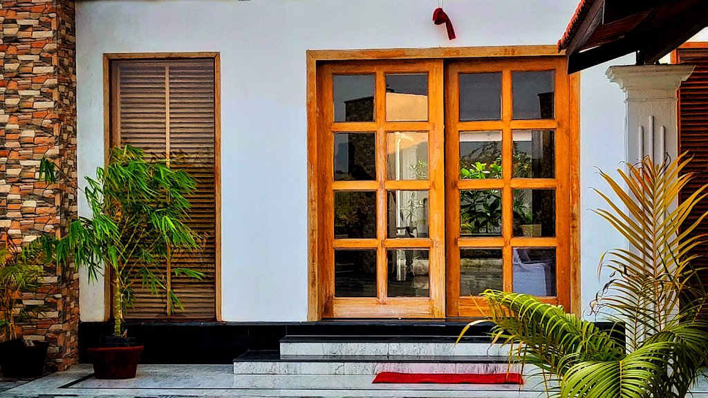 Hotel Advika Silver Bay