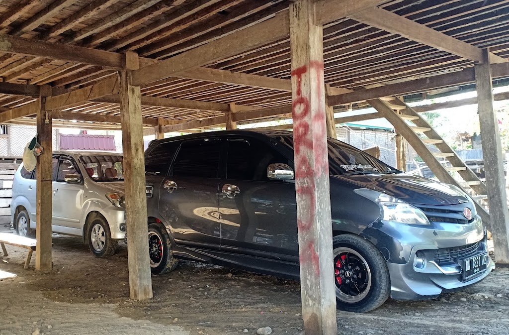 Mobil TORAJA - SENGKANG