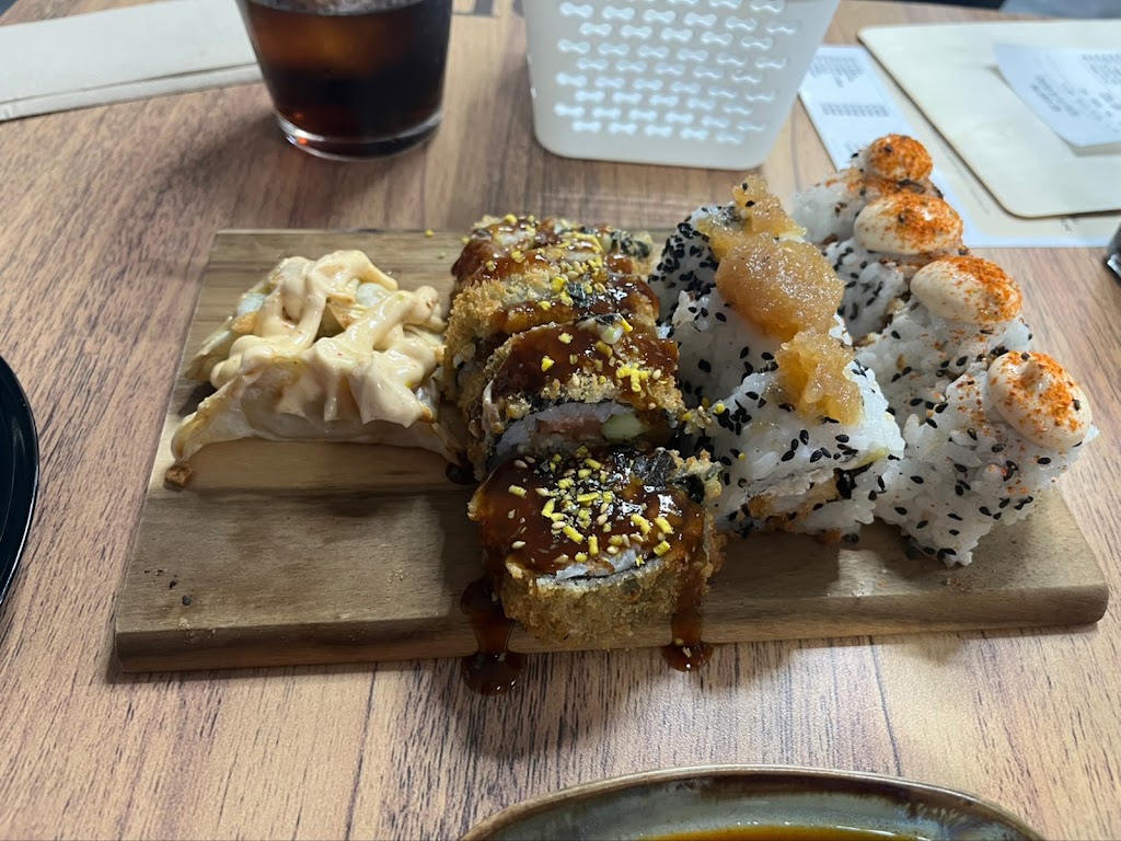 Enoki Sushi Bar — Sushi