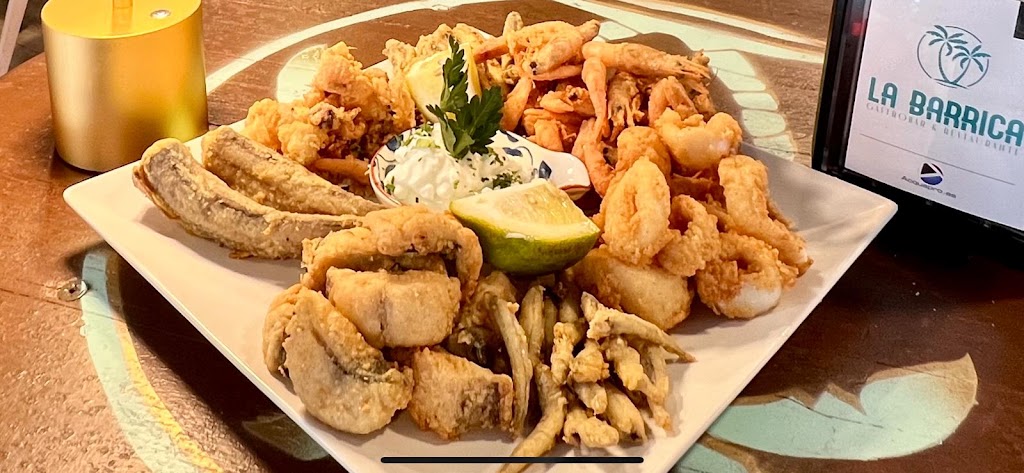 La Barrica Gastro & Restaurante — Comida y bebida