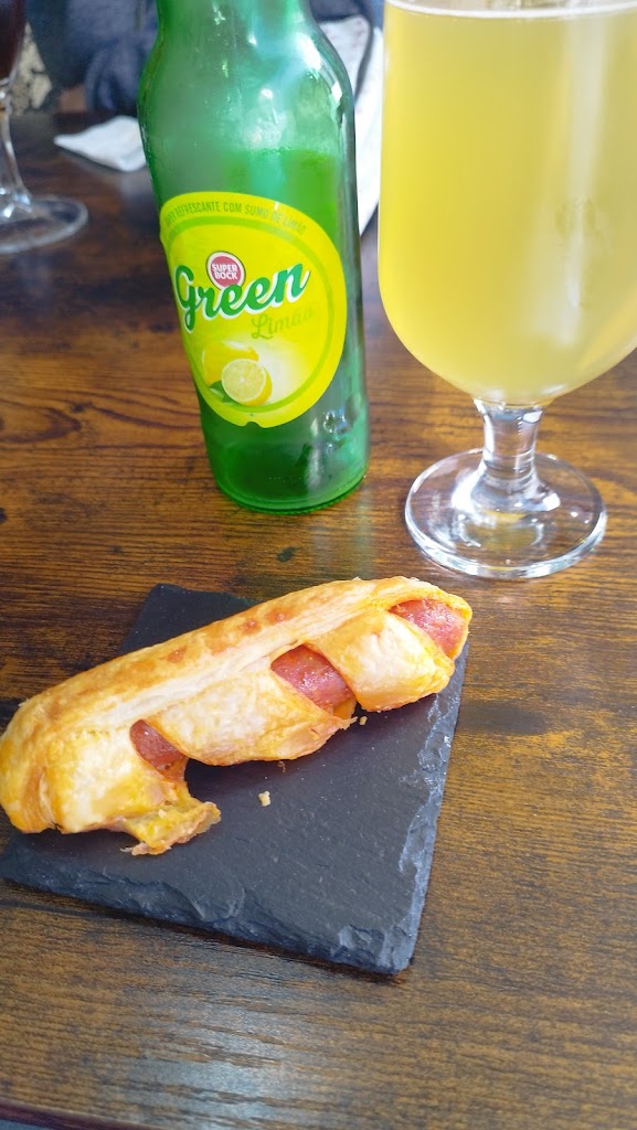 Cafe bar AsMorei — Comida y bebida