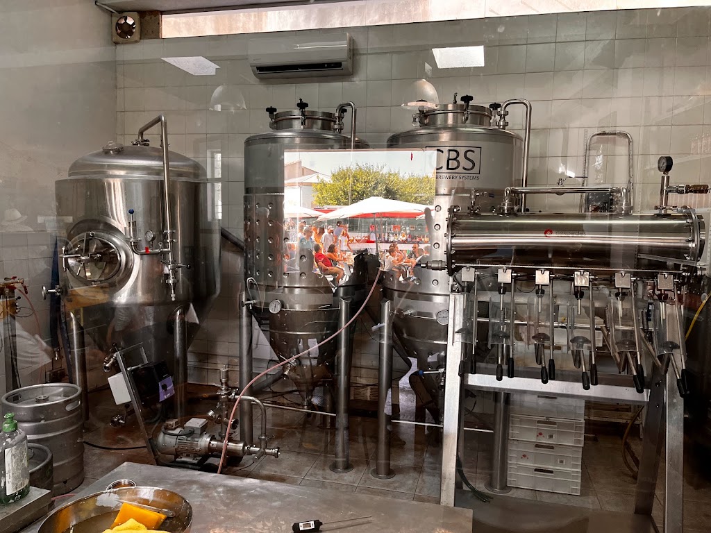Cervezas Mond Artesanas, Bebidas Premium en Sevilla — Ambiente