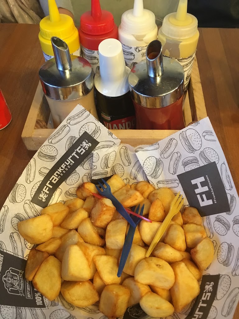 Frankfurt Hessen Cerdanyola — Patatas bravas