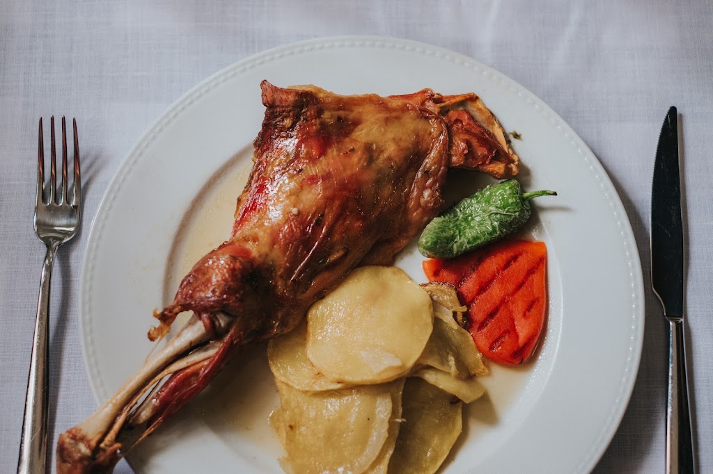 Restaurante Tejas Verdes — Comida y bebida