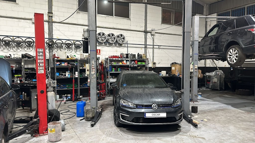 Taller Mecanico con autoservicio OSCAR