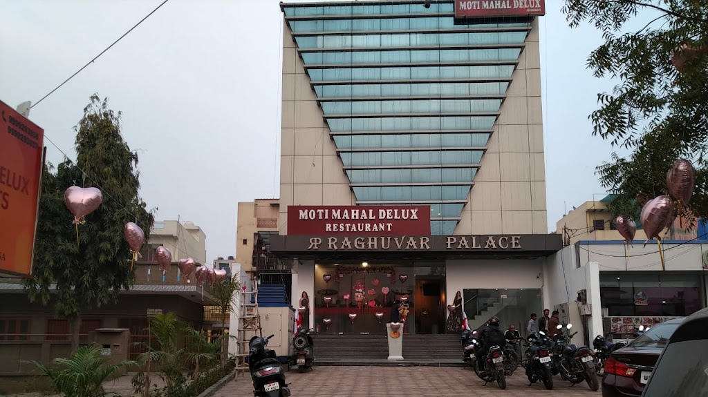 Moti Mahal Delux Restaurant