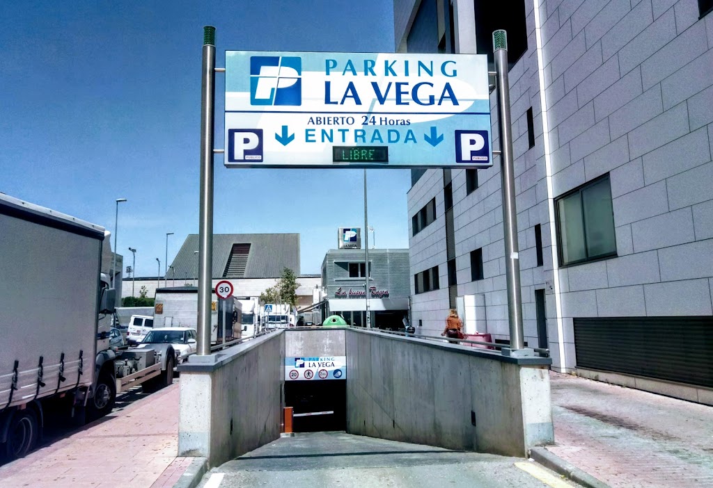 Parking La Vega - New Capital 2000