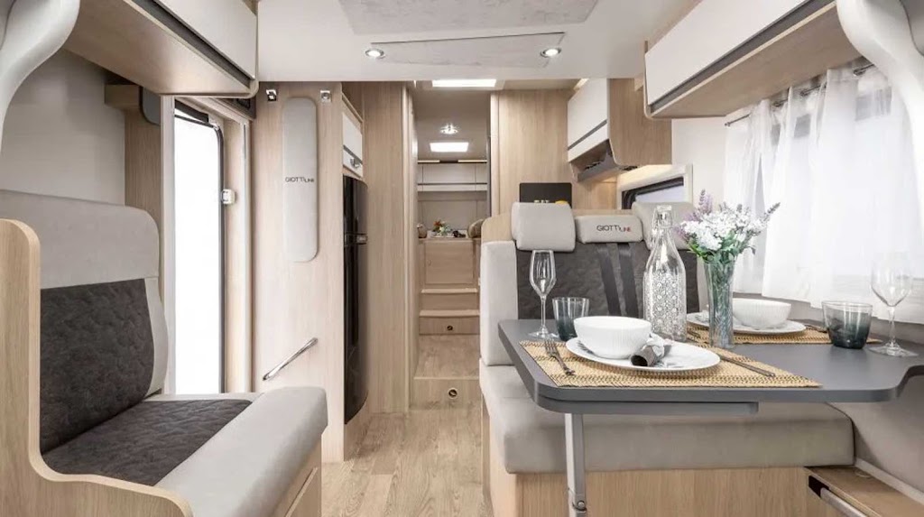 Rentame+ — Interior