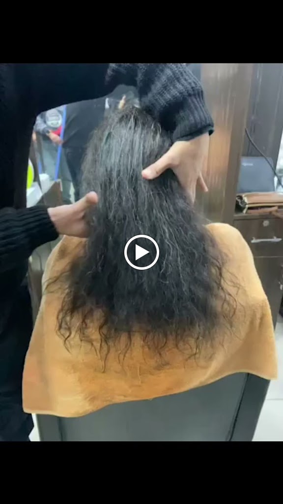 Divine Hair And Beauty Studio Bridal Makeup Hair Stylist All Skin Treatment Unisex Salon