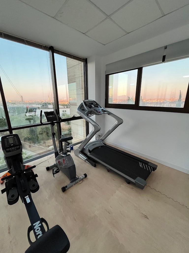 Clinica Cinetica Fisioterapia y entrenamiento Tomares