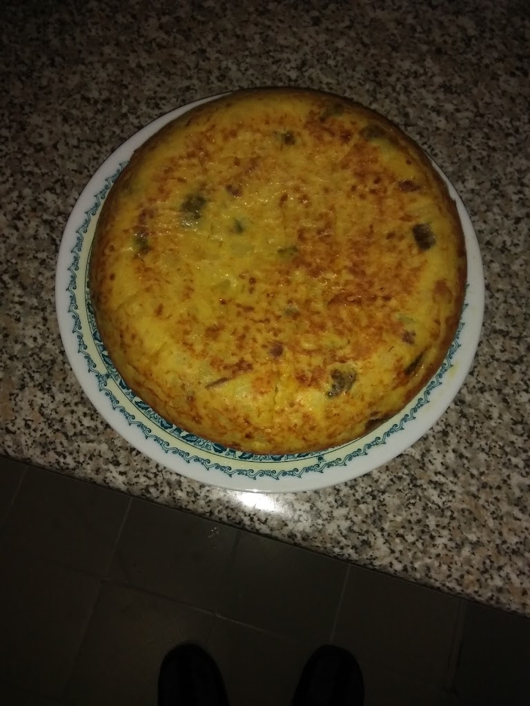 Cafeteria Benito — Comida y bebida