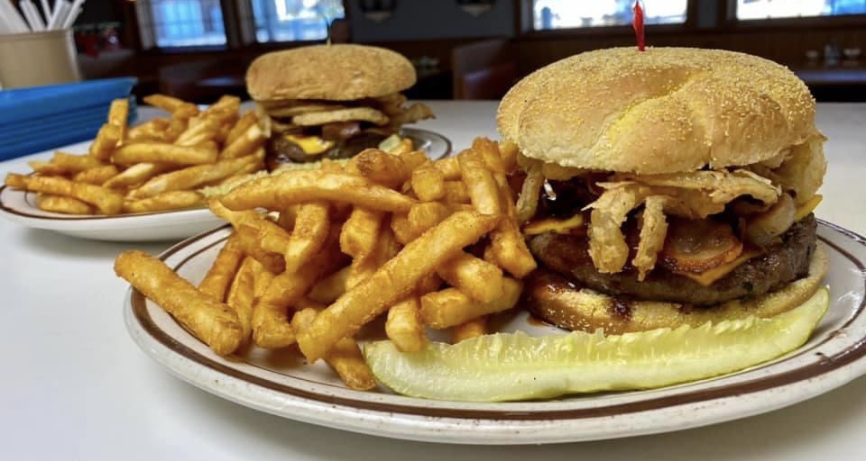  River City Diner & Smokehouse