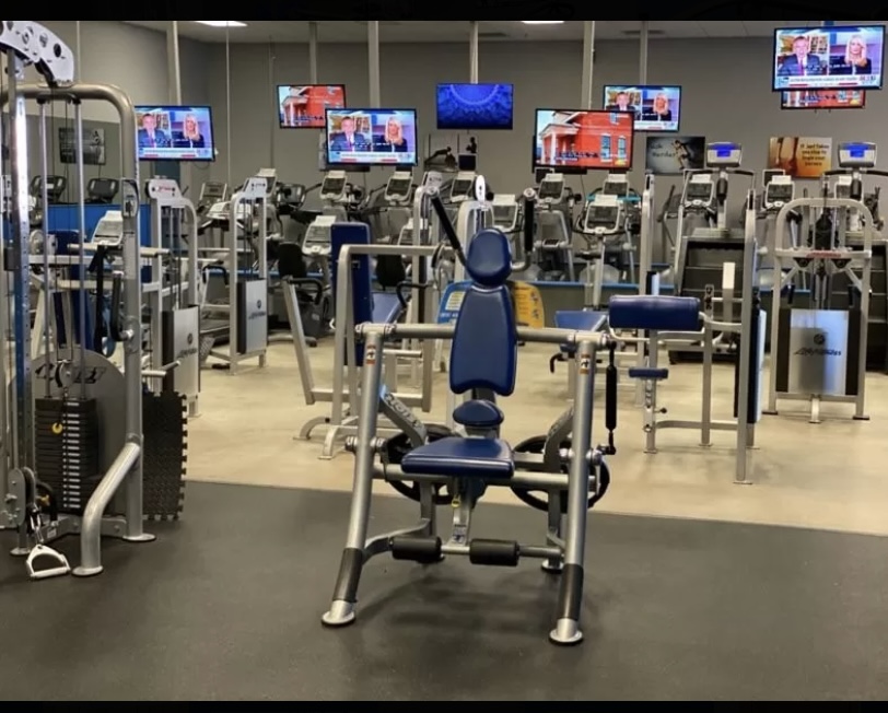  Johnny's FitClub Vista