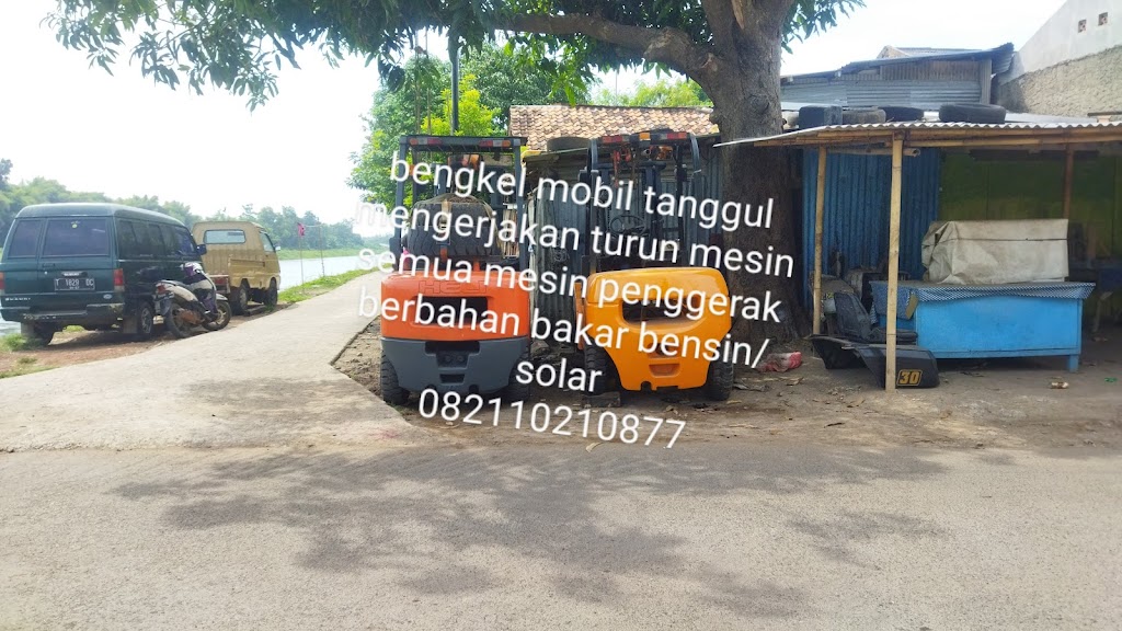 Bengkel mobil tanggul