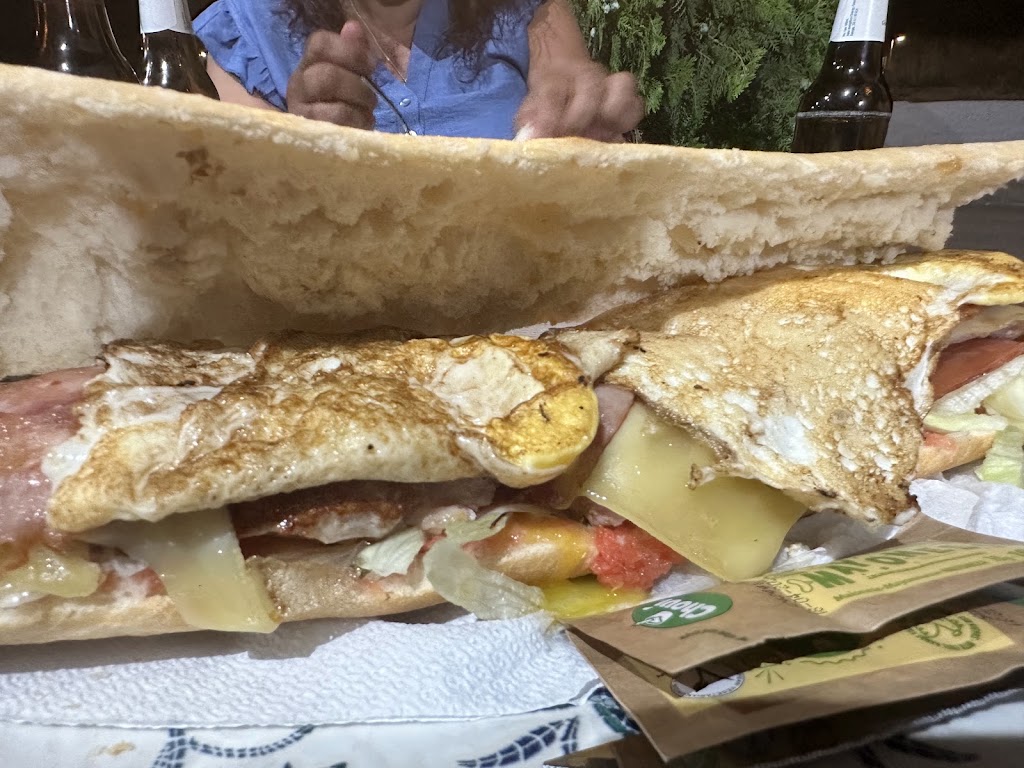 Cafe-Bar "Bodegon" — Baguette