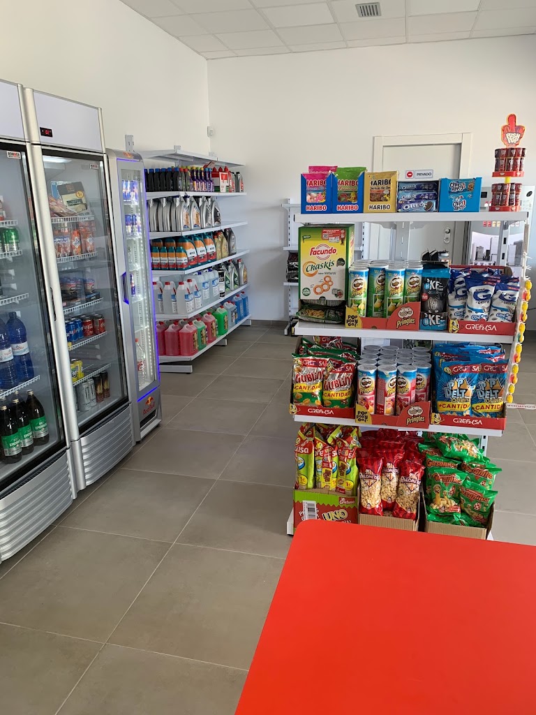 E.S Cruce Los Palos — Interior