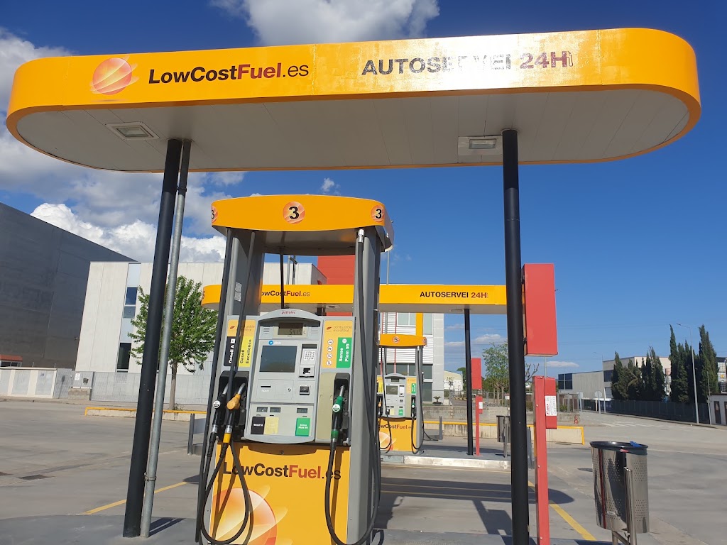LOWCOSTFUEL.ES santa perpetua de la mogoda — Surtidor de combustible