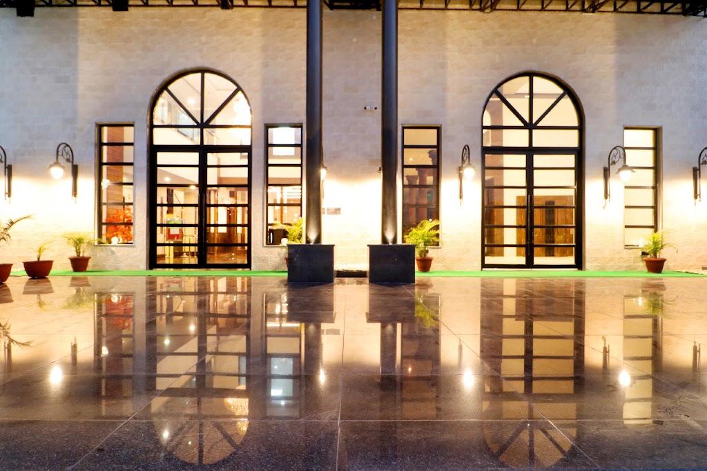 Hotel Palmdale