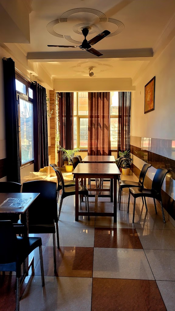 Kanhaiya Lal Nand Lal Sweets Restaurant